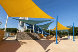 Notre zone d'activité pour ce service Achat de brise-vue personnalisé pour pergola en tissu micro-perforé offrant ombrage et ventilation naturelle à proximité de