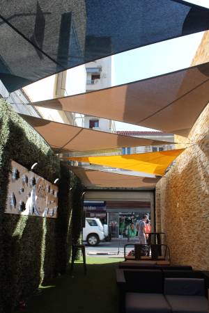 Notre zone d'activité pour ce service Achat de transats sur mesure avec design contemporain et matériaux résistants aux intempéries pour terrasses et piscines à